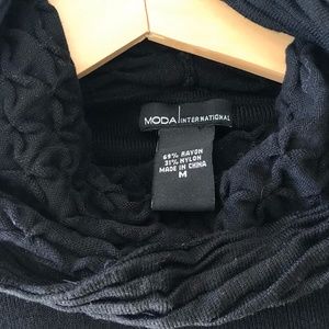 Moda International Size M black sweater dress